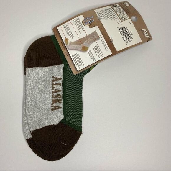 For Bare Feet Socks M Gray Brown Green Bear Stripe Alaska Hiking Walking Fishing - Picture 5 of 7